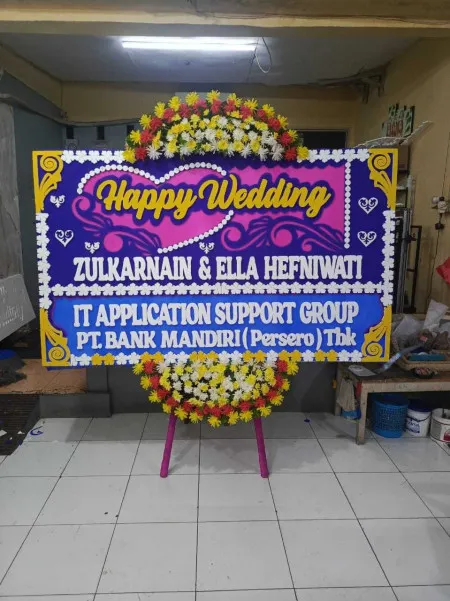 Papan Bunga Gantar